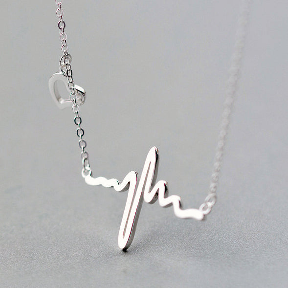 Collier idée cadeau pour aide soigante