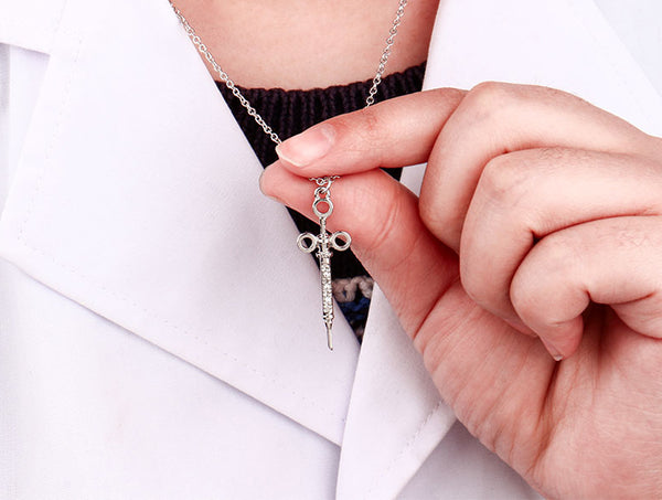 Collier J'AIME LES PIQÛRES 2